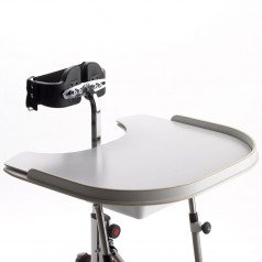 Столик деревянный