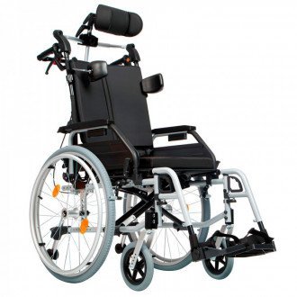 Кресло-коляска с ручным приводом Ortonica Comfort 200 в  Кресло-коляска с ручным приводом Ortonica Comfort 200 в